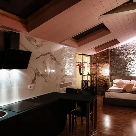 Penzion Vitrum - Luxury Como