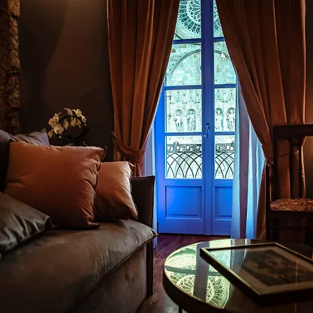 게스트하우스 Vitrum - Luxury 4*