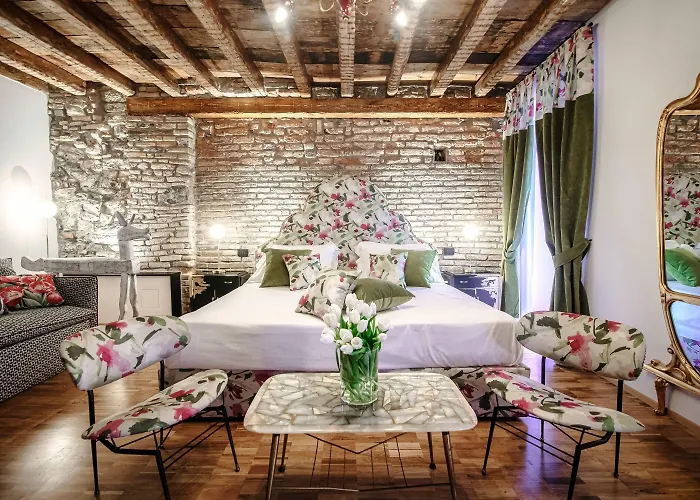 Casa de hóspedes Vitrum - Luxury 4*